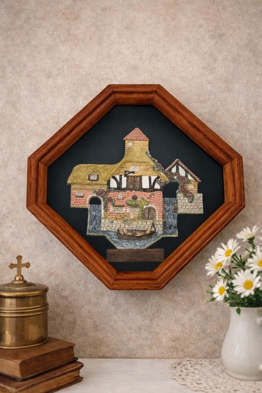 David Winter Pershore Mill Octagonal Wall Hanging Shadow Box Plaque